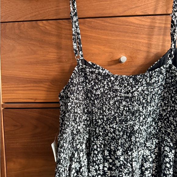 Apricot Lane Black and White Floral Mini Dress - Picture 7 of 9